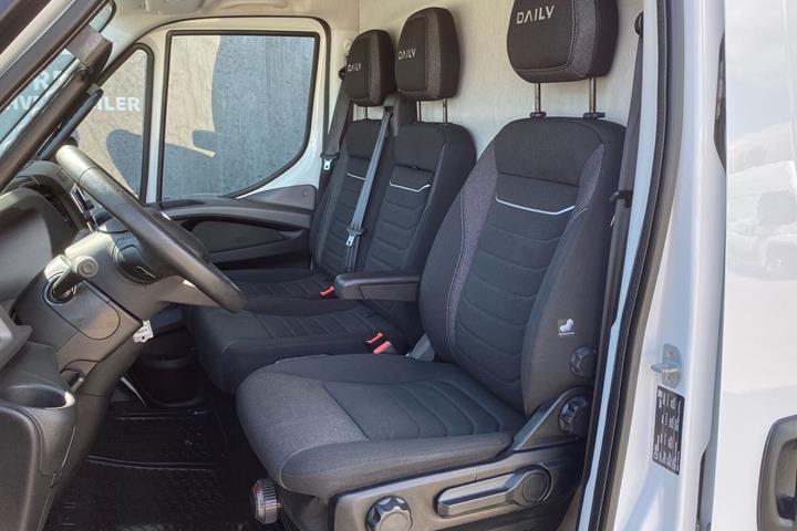 Hvid Iveco Daily fra 2024