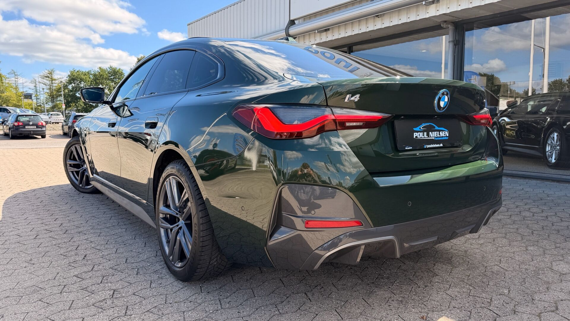Grøn BMW i4 fra 2022