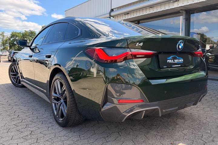 Grøn BMW i4 fra 2022