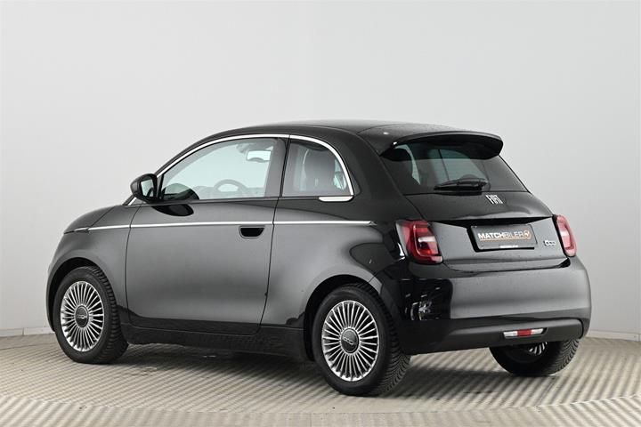 Sort Fiat 500e fra 2023