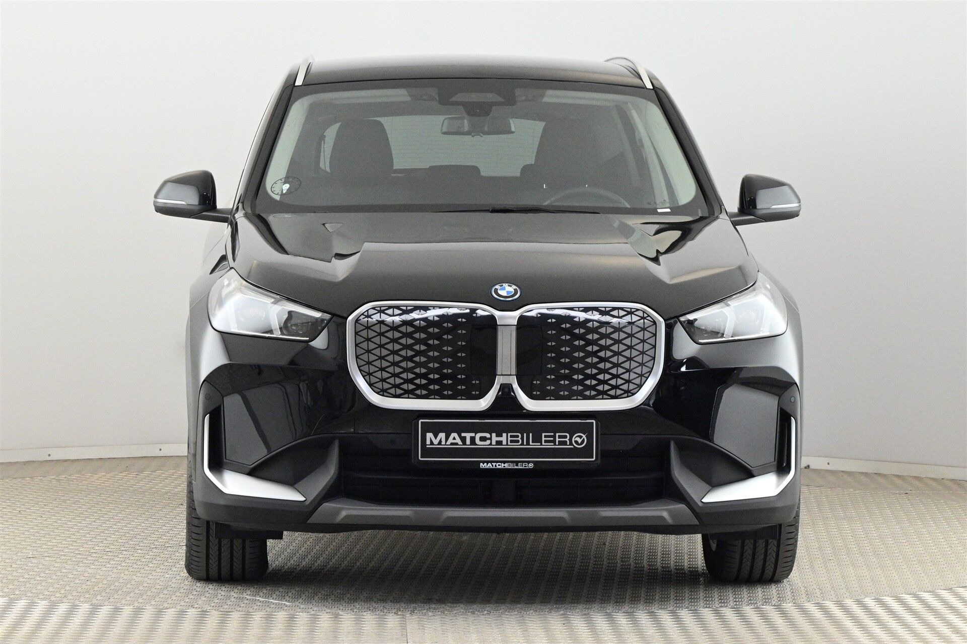 Sort BMW iX1 fra 2024
