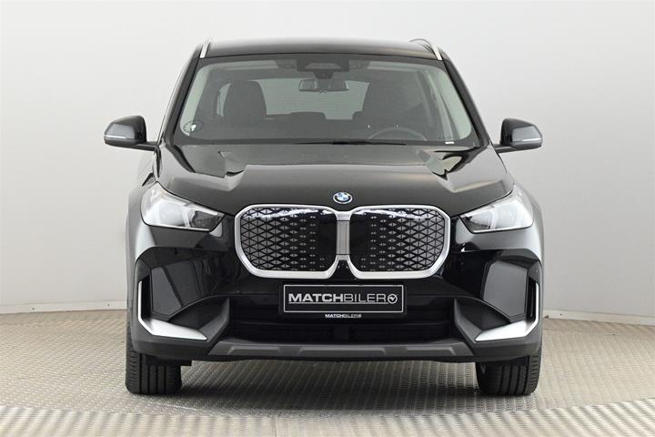 Sort BMW iX1 fra 2024