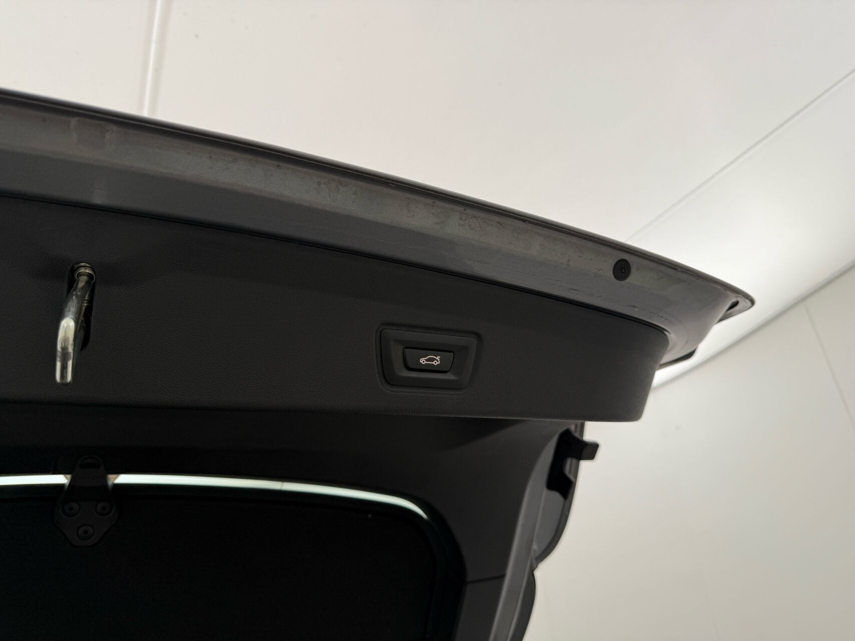 Grå BMW i4 fra 2022