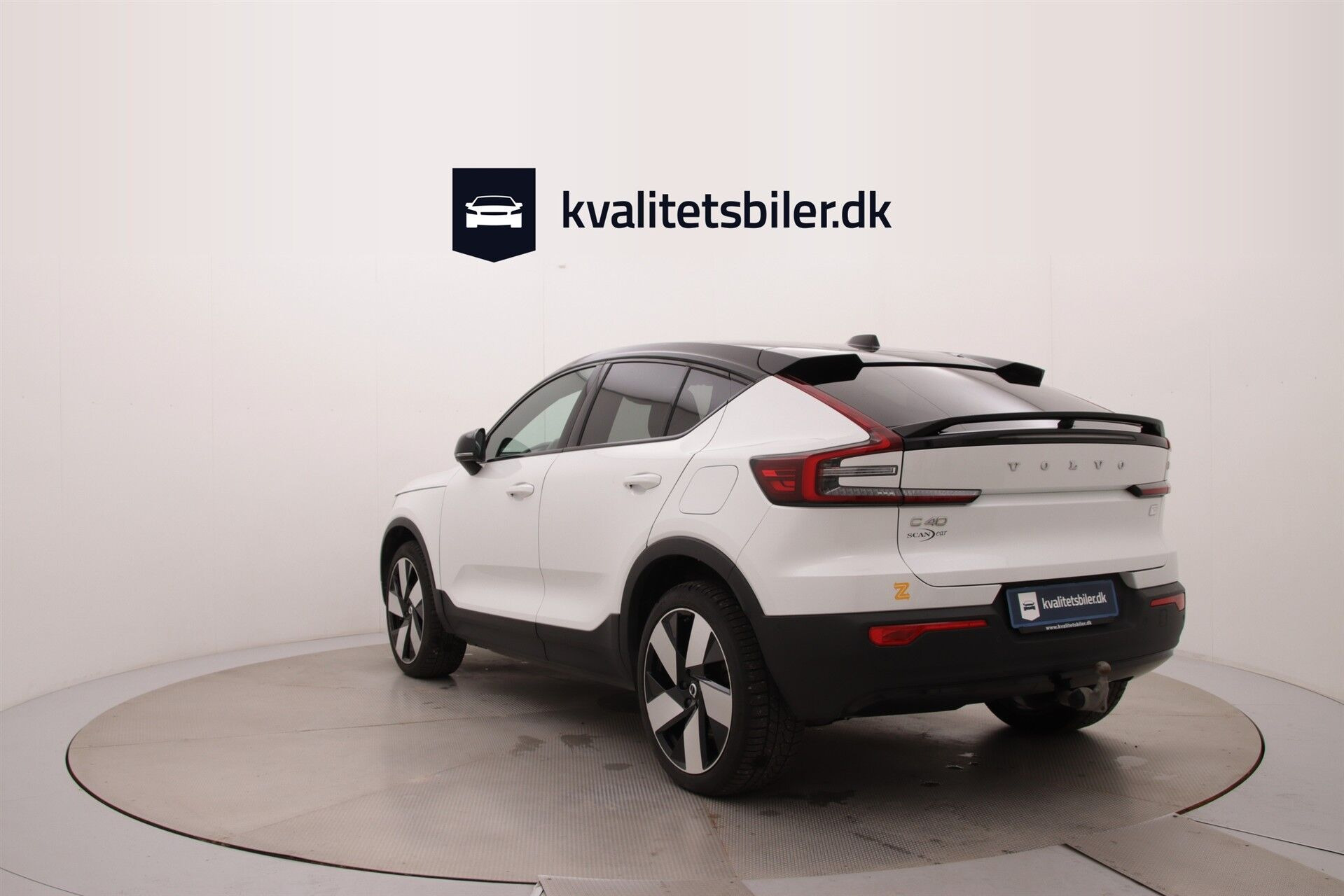 Hvid Volvo C40 fra 2021