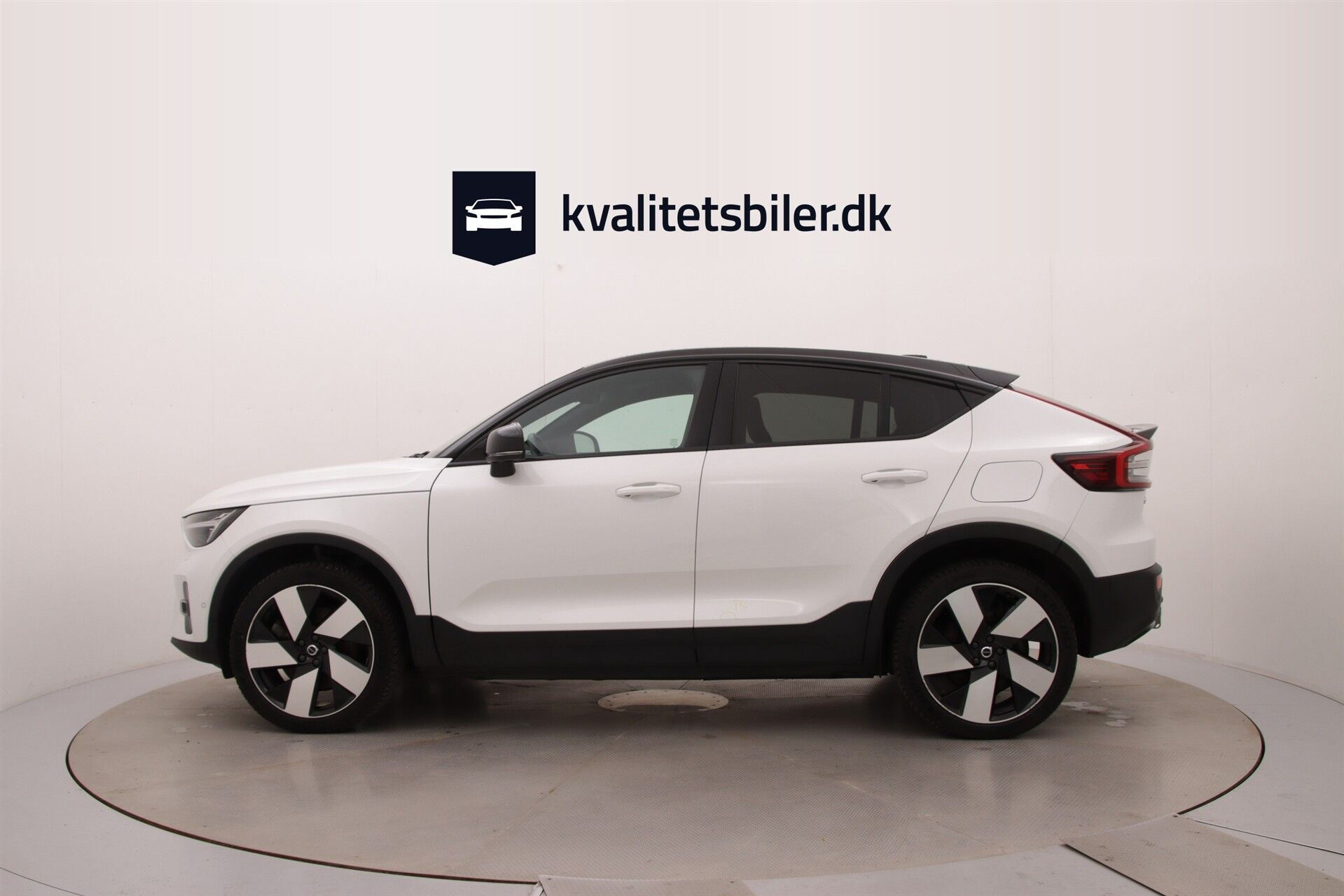 Hvid Volvo C40 fra 2021
