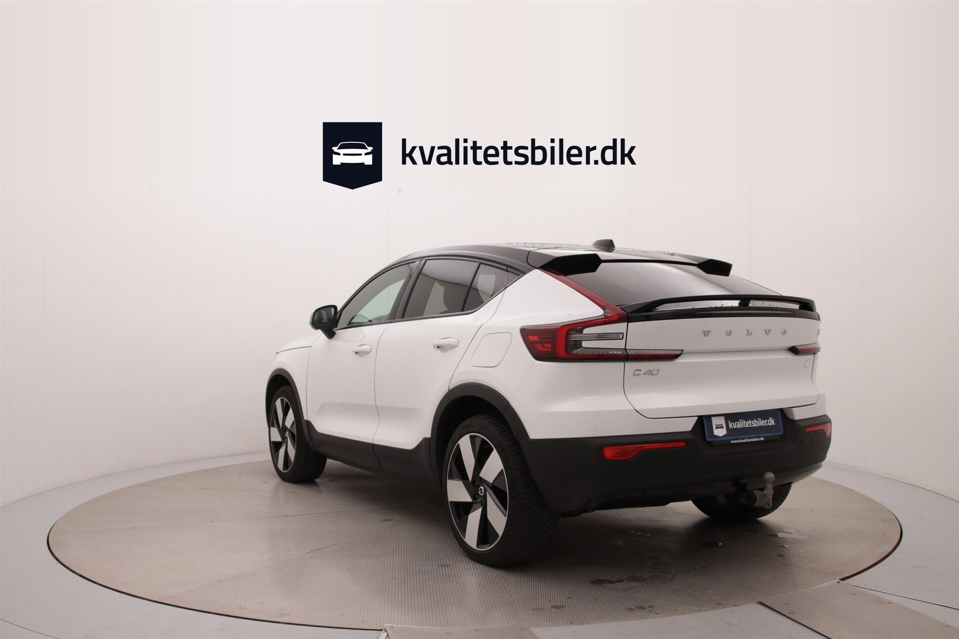 Hvid Volvo C40 fra 2021
