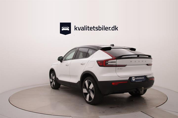 Hvid Volvo C40 fra 2021