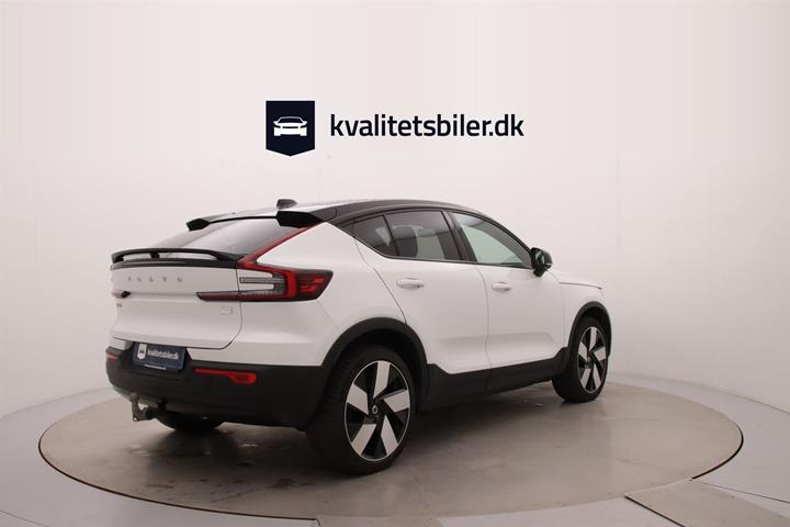 Hvid Volvo C40 fra 2021