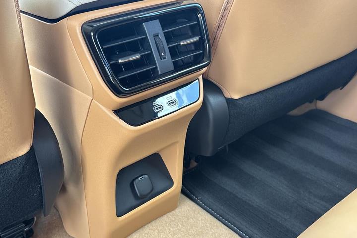 undefined Lexus RZ fra 2026