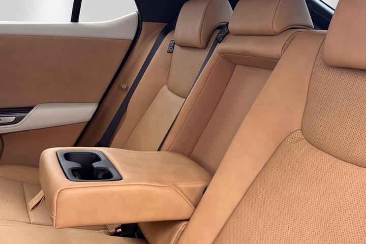 undefined Lexus RZ fra 2026