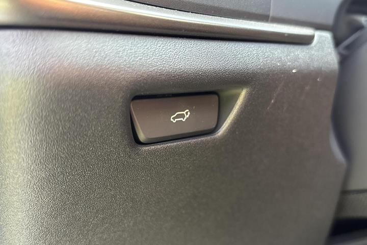 undefined Lexus RZ fra 2025