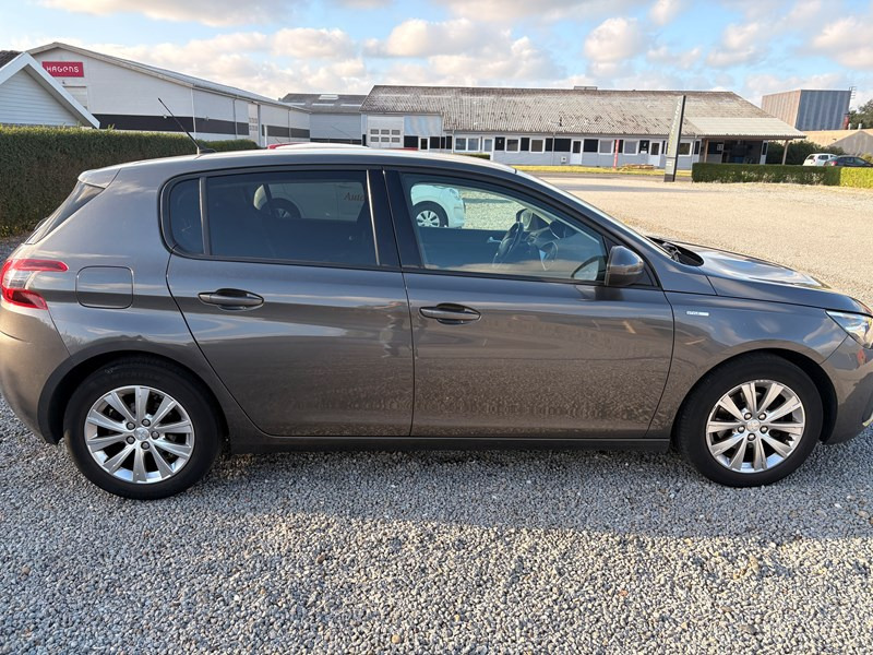 undefined Peugeot 308 fra 2019