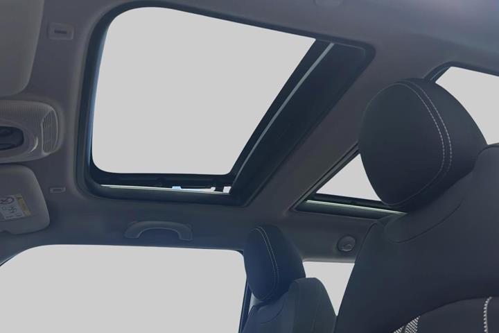 Sort Mini Cooper SE fra 2023
