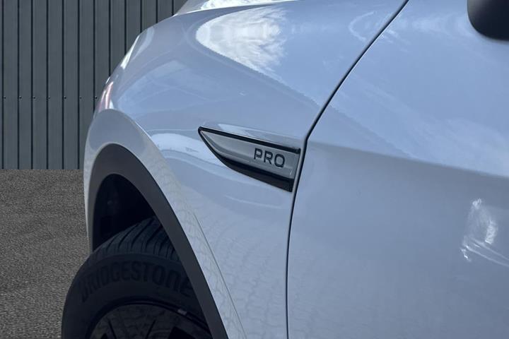Hvid VW ID.4 fra 2023