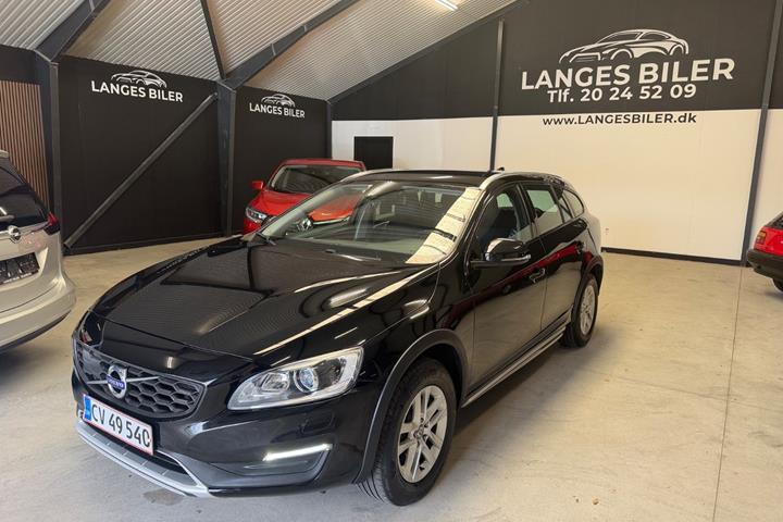 Sort Volvo V60 CC fra 2017