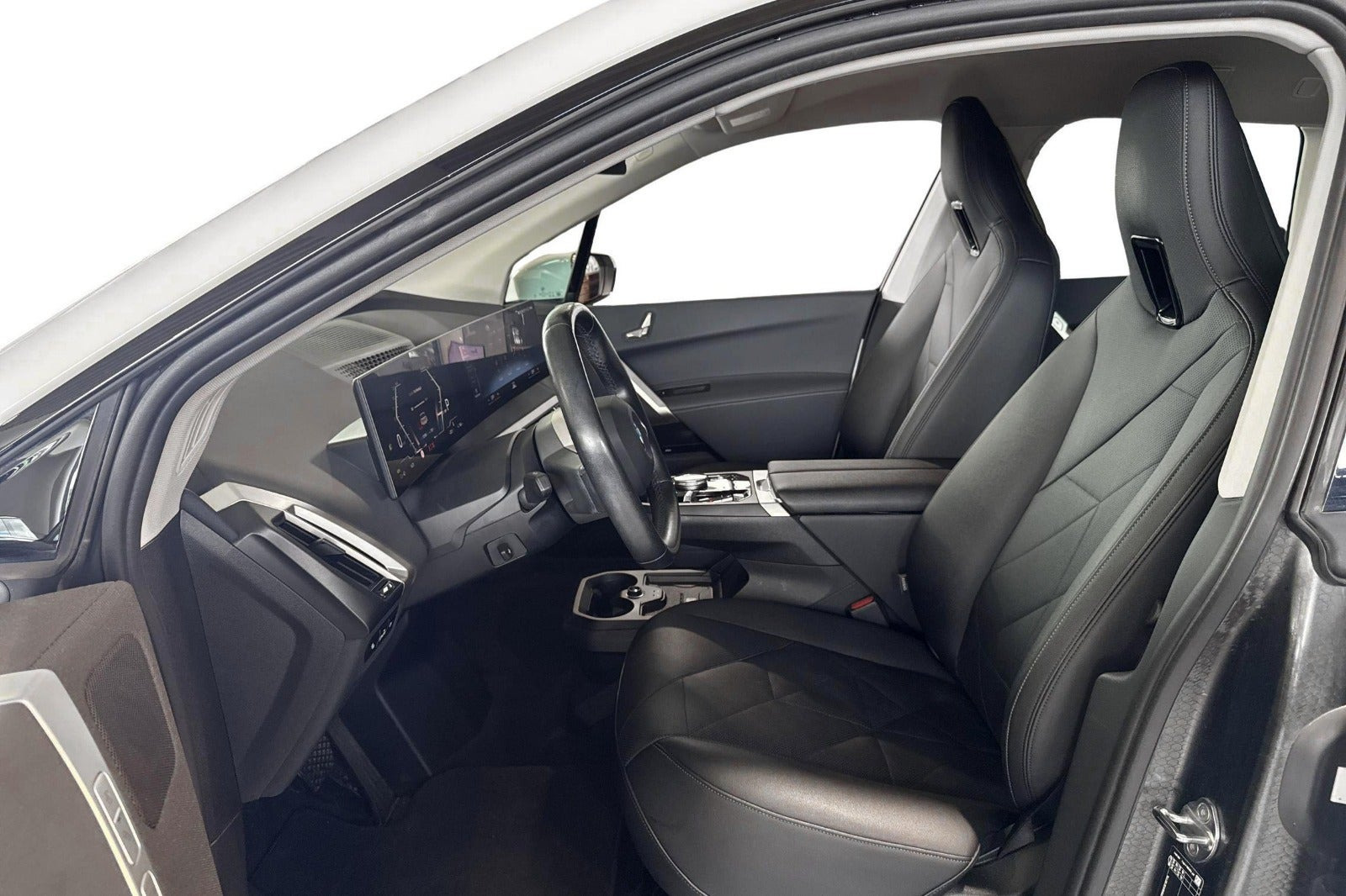 Hvid BMW iX fra 2022