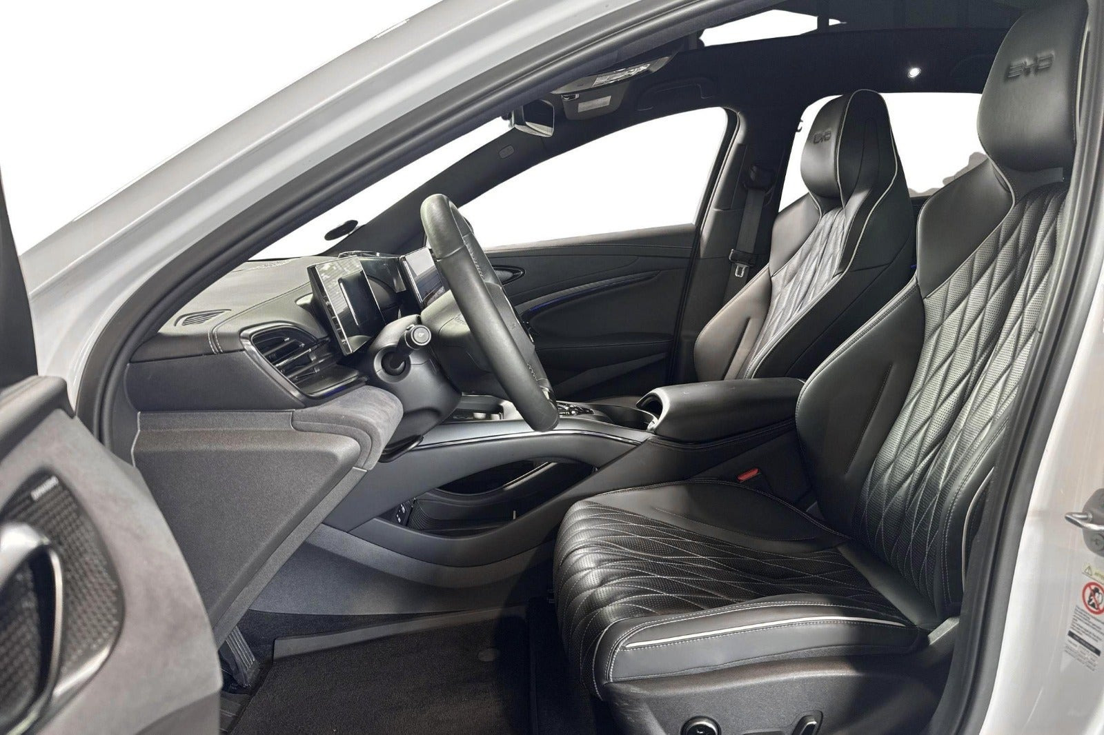 Hvid BYD Seal fra 2024