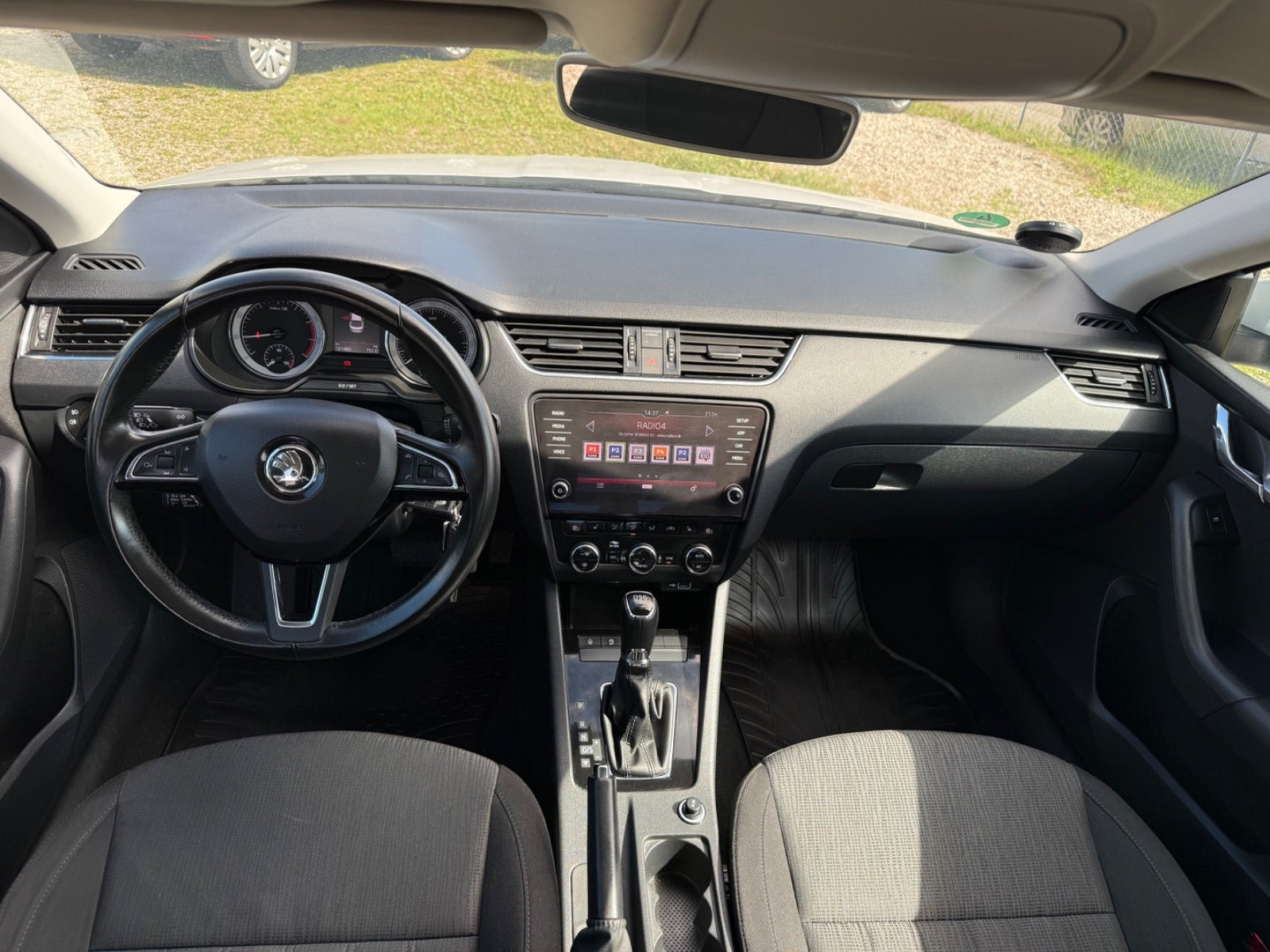 Hvid Skoda Octavia fra 2018
