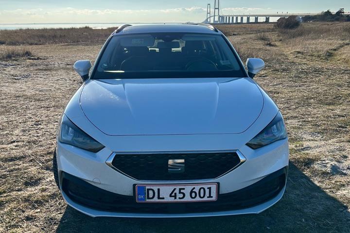 Hvid Seat Leon fra 2021