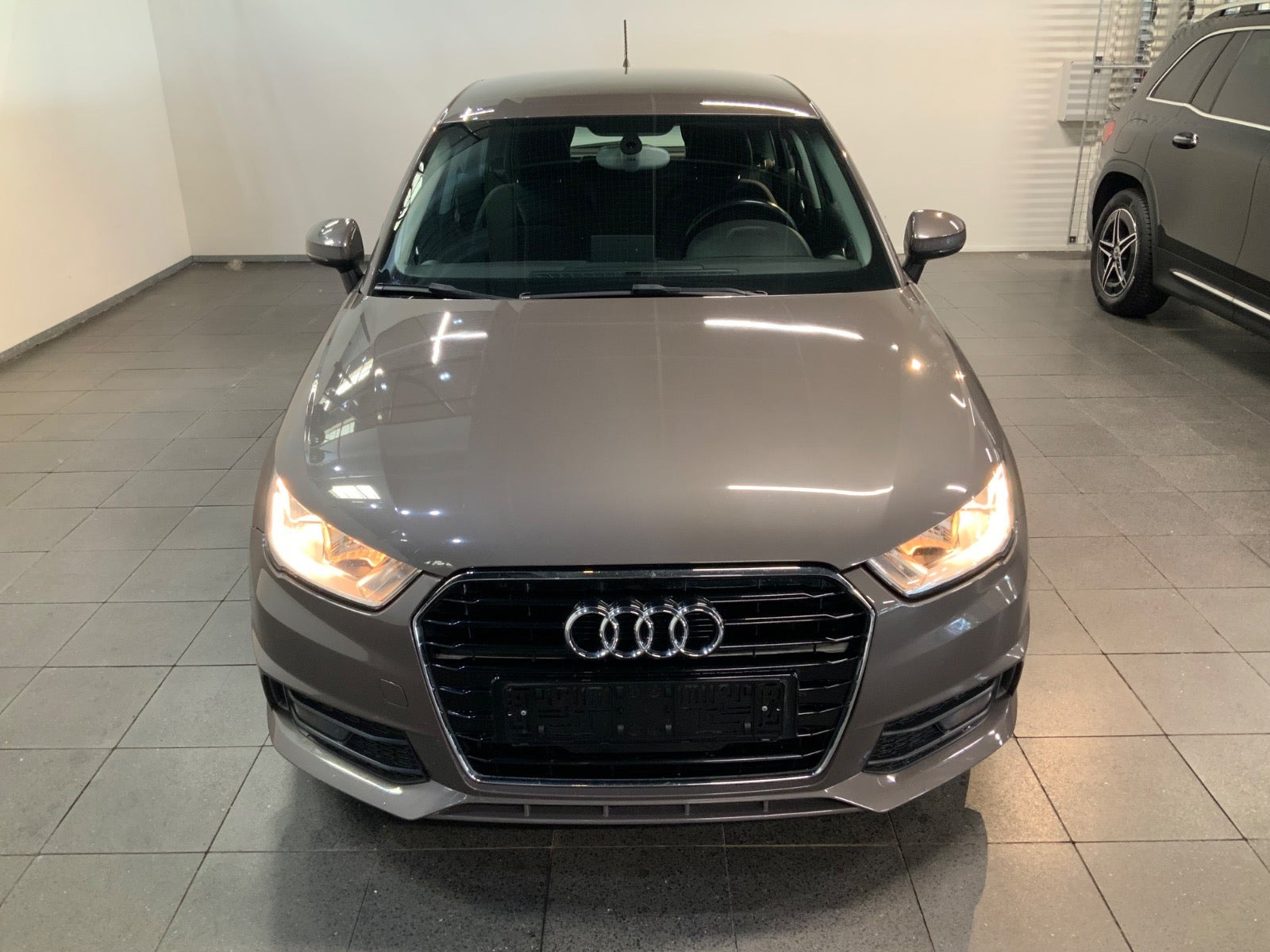 Brun Audi A1 fra 2016