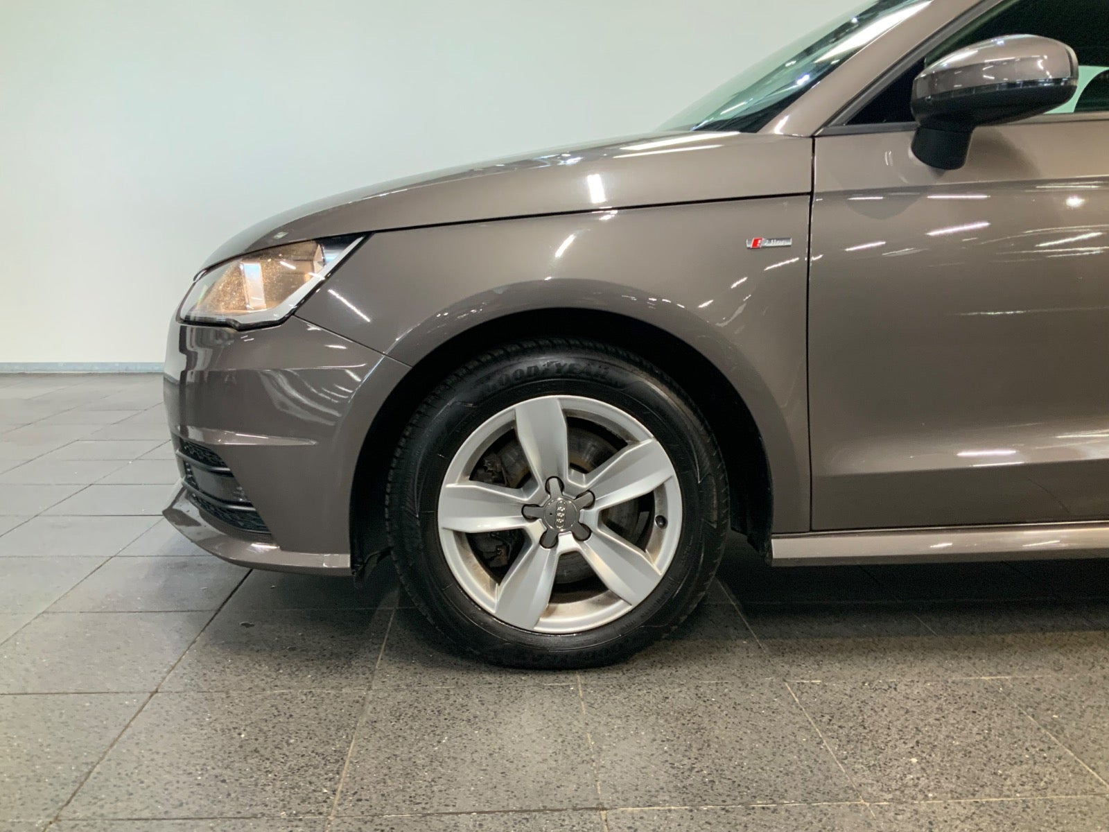 Brun Audi A1 fra 2016