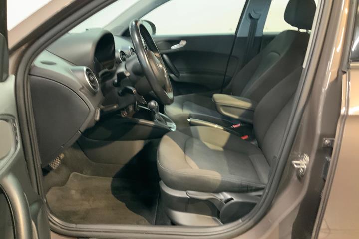 Brun Audi A1 fra 2016