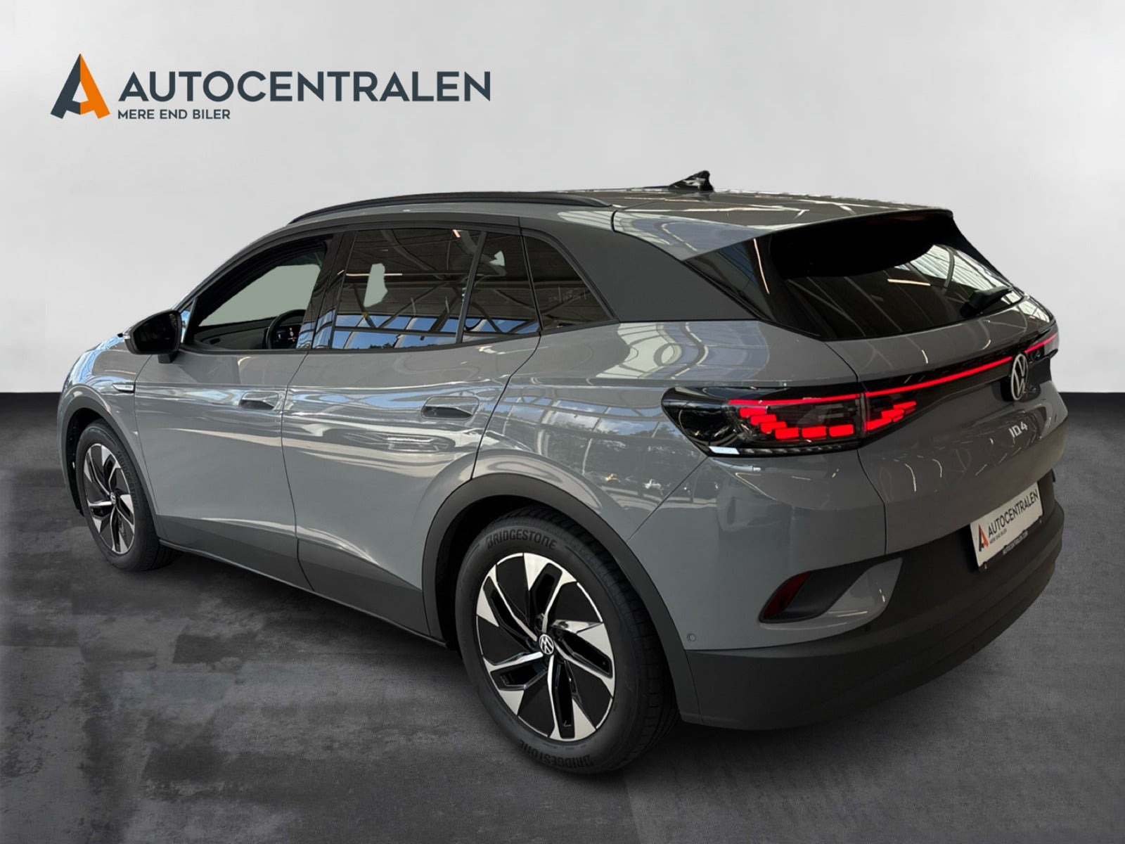 Grå VW ID.4 fra 2023