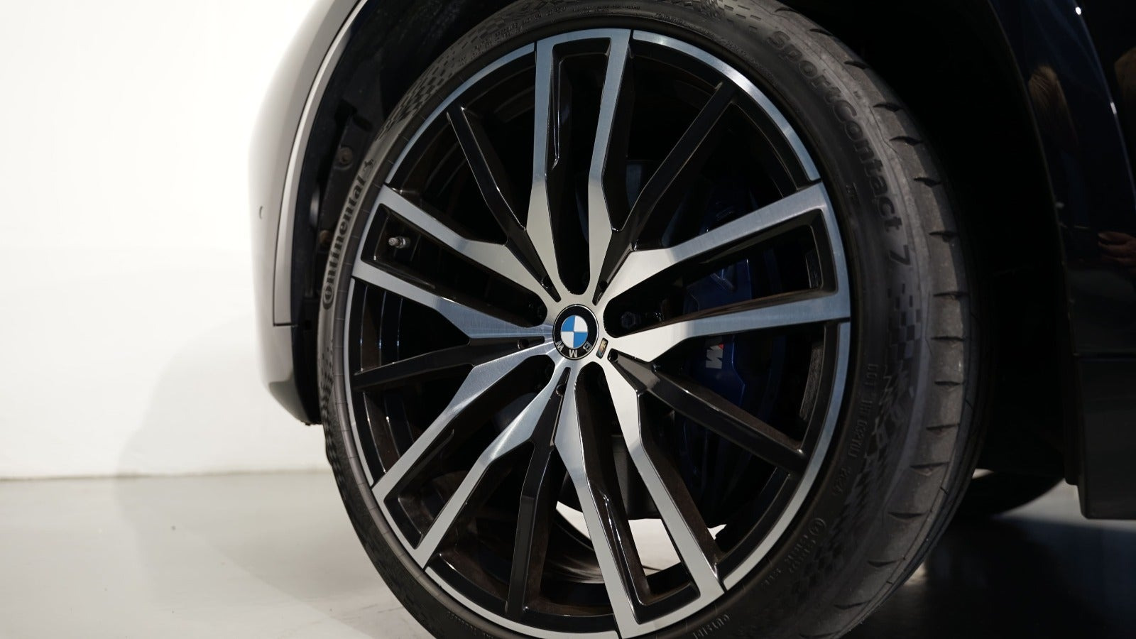 Sort BMW X5 fra 2021