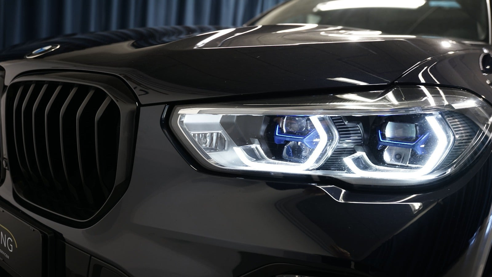 Sort BMW X5 fra 2021