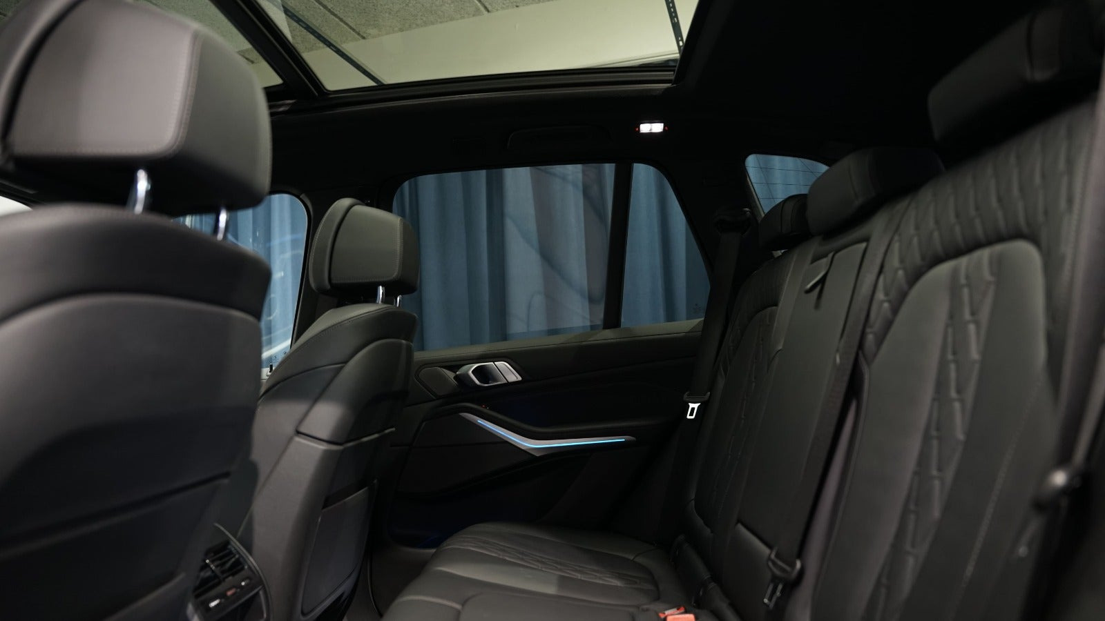 Sort BMW X5 fra 2021