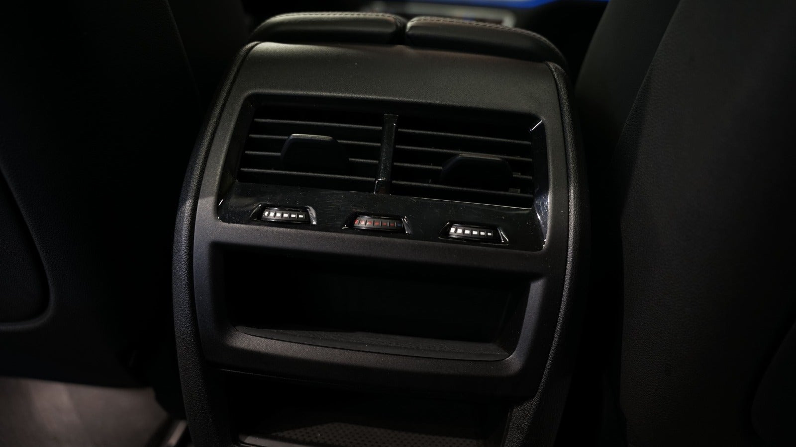 Sort BMW X5 fra 2021