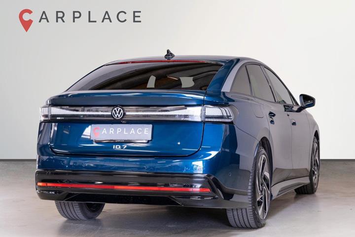 Blå VW ID.7 fra 2026