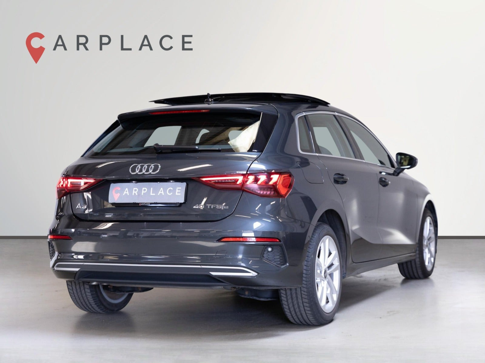Grå Audi A3 fra 2021
