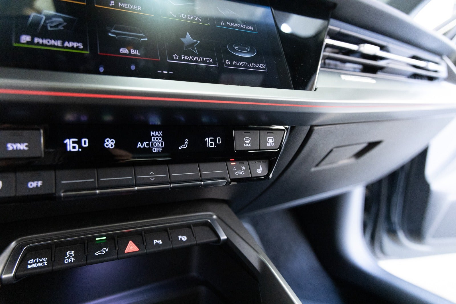 Grå Audi A3 fra 2021