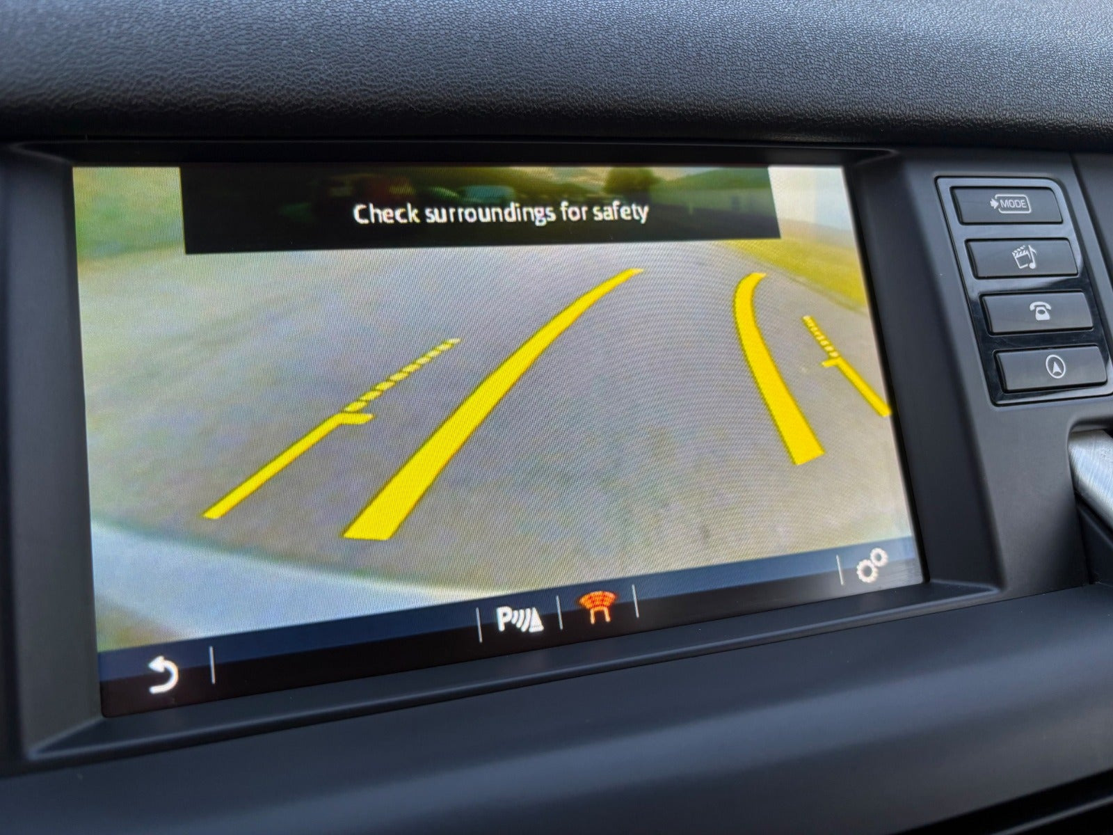 Sort Land Rover Discovery Sport fra 2016