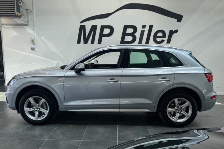 Sølv Audi Q5 fra 2017