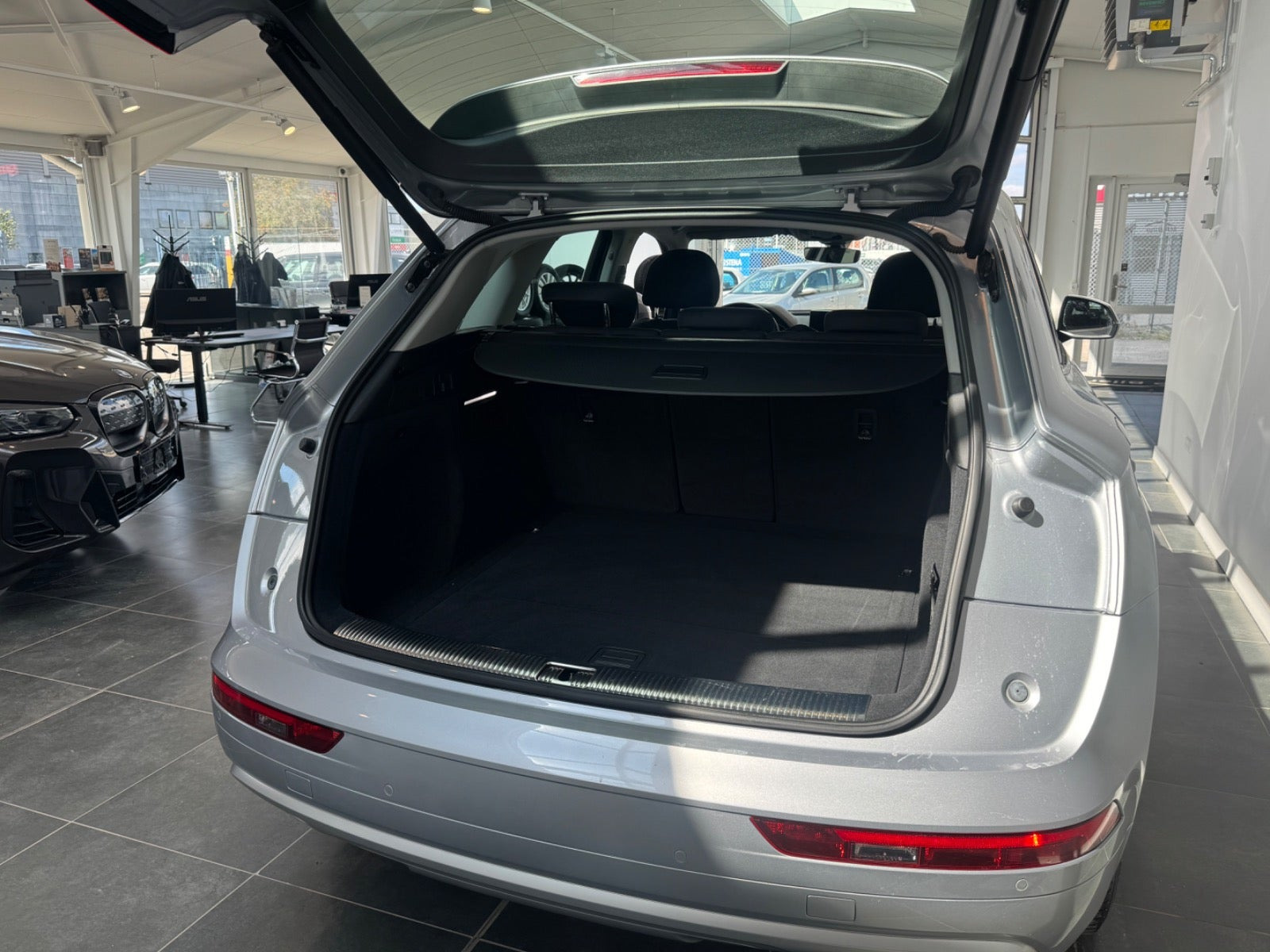 Sølv Audi Q5 fra 2017