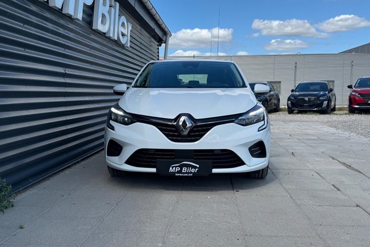 Hvid Renault Clio V fra 2020