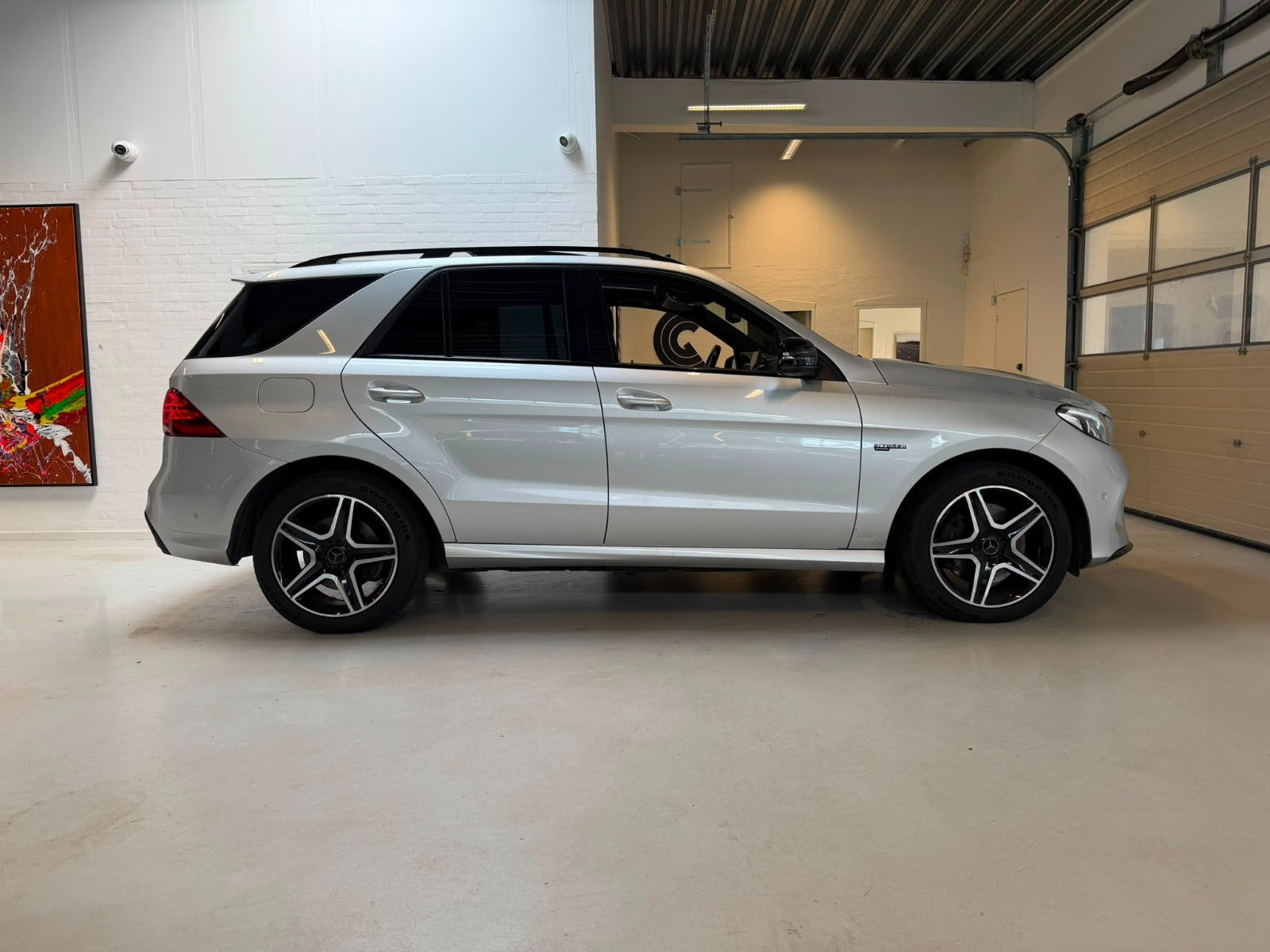 Sølv Mercedes GLE43 fra 2017
