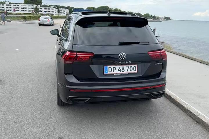 Sort VW Tiguan fra 2021