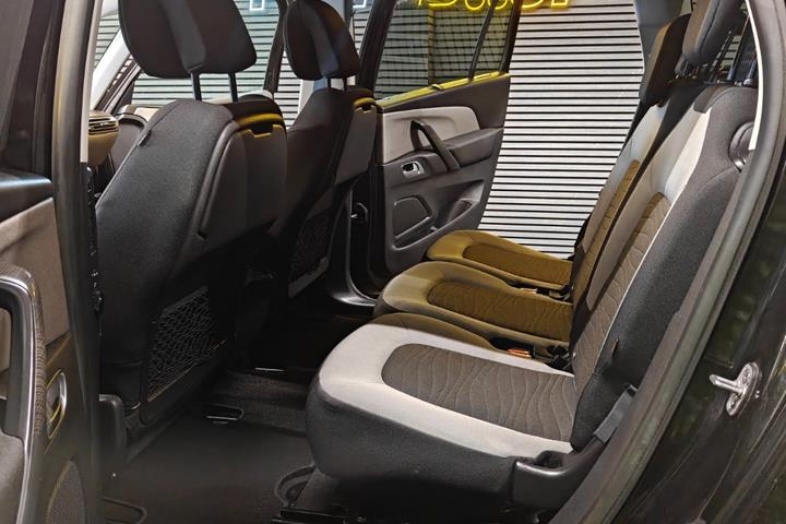 undefined Citroën Grand C4 Picasso fra 2014
