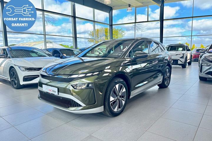Grøn Skoda Enyaq fra 2026 set udefra