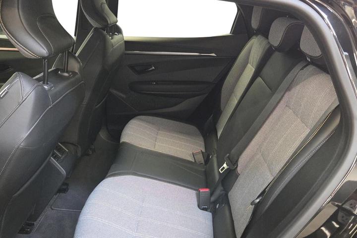 Sort Renault Megane E-Tech fra 2023