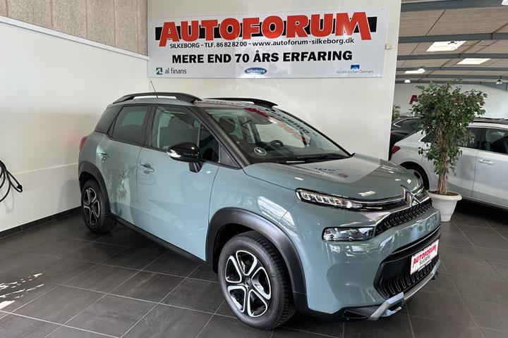 Grøn Citroën C3 Aircross fra 2023 set udefra