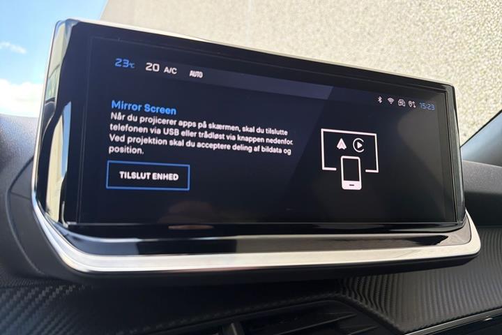 Hvid Peugeot 2008 fra 2024