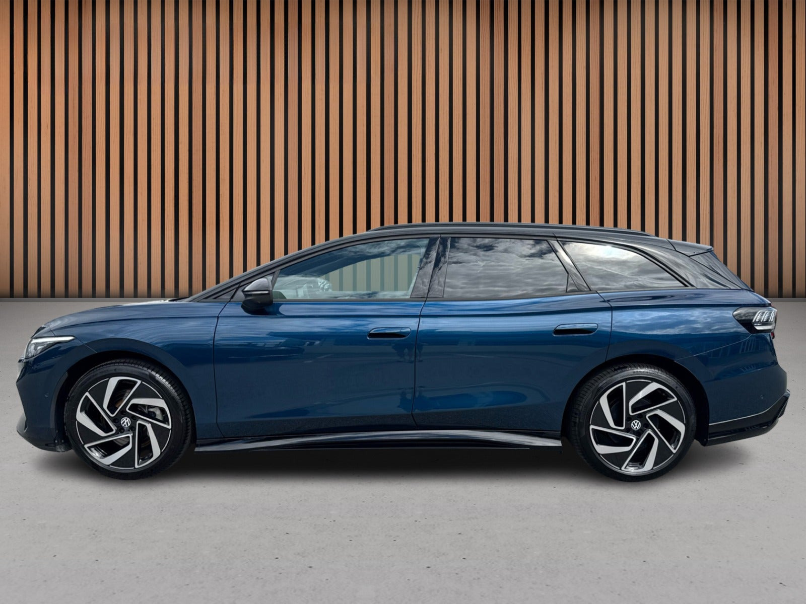 Blå VW ID.7 fra 2025