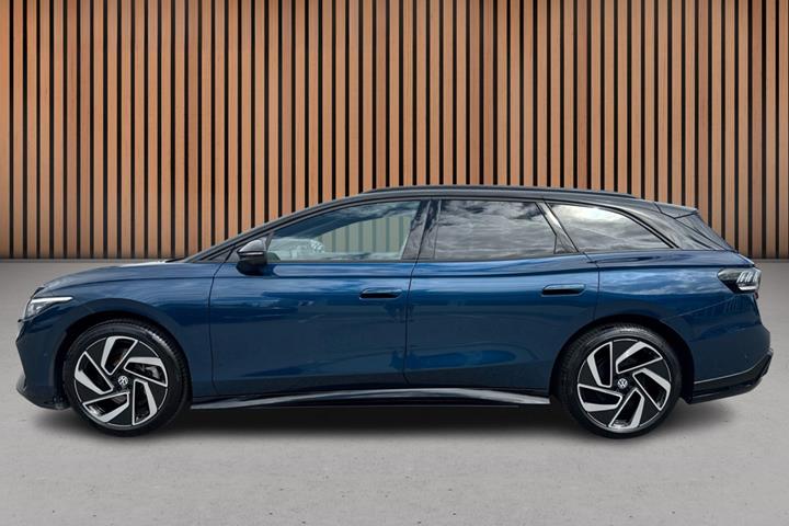 Blå VW ID.7 fra 2025