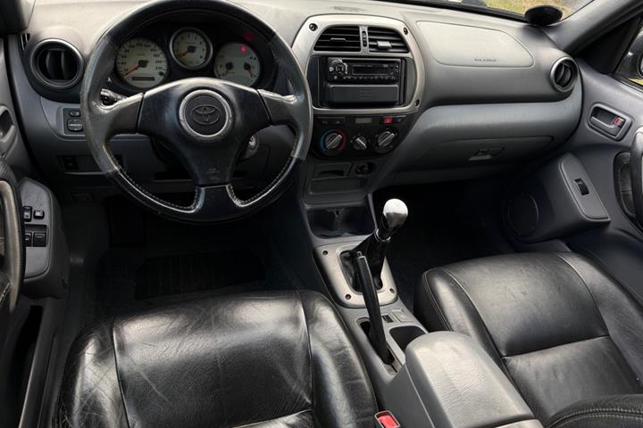 undefined Toyota RAV4 fra 2003