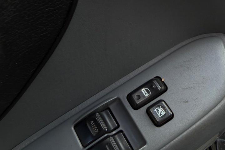 undefined Toyota RAV4 fra 2003
