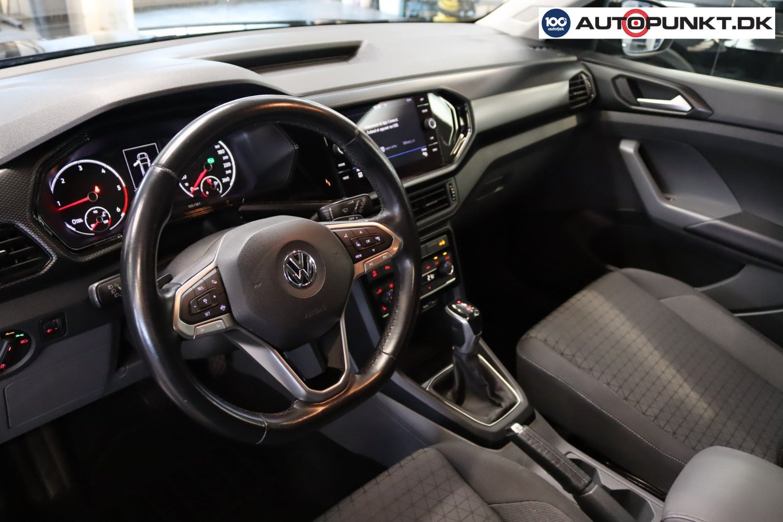 Sort VW T-Cross fra 2019